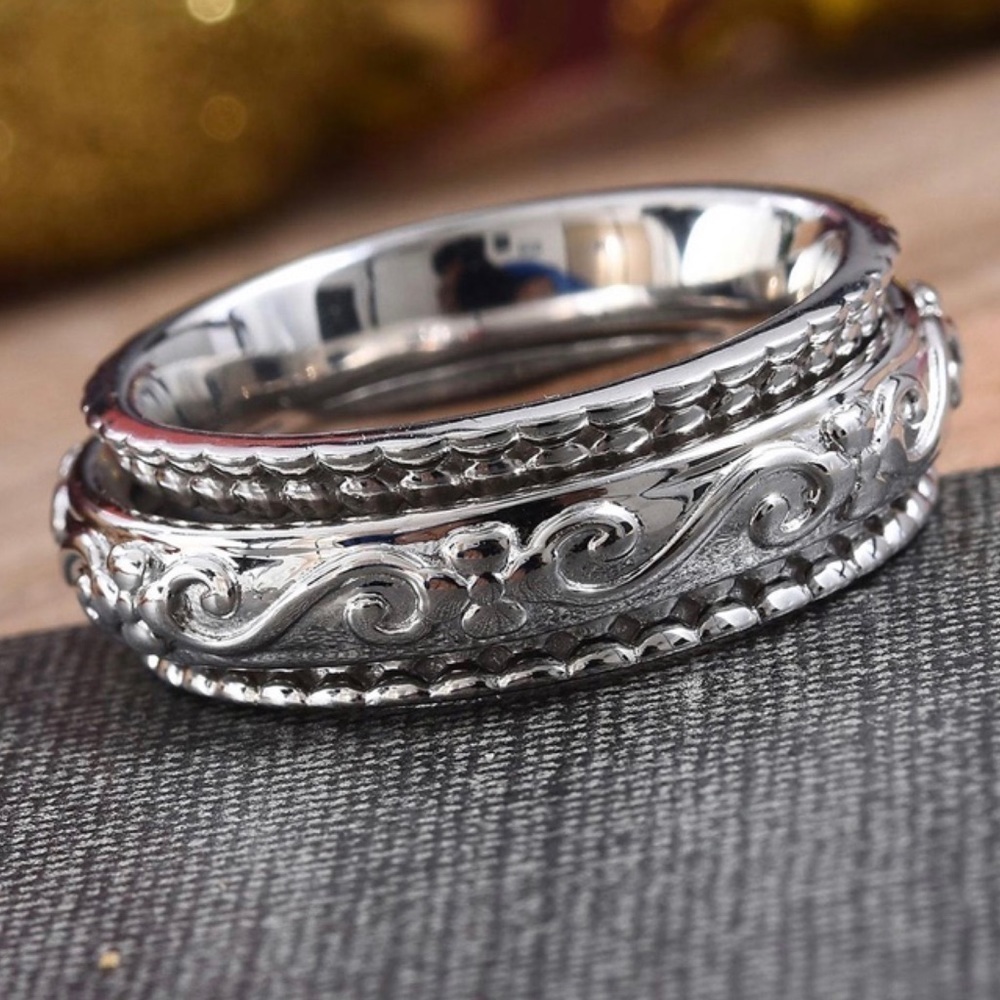 Spinner Band Ring in Platinum Bond Brass
